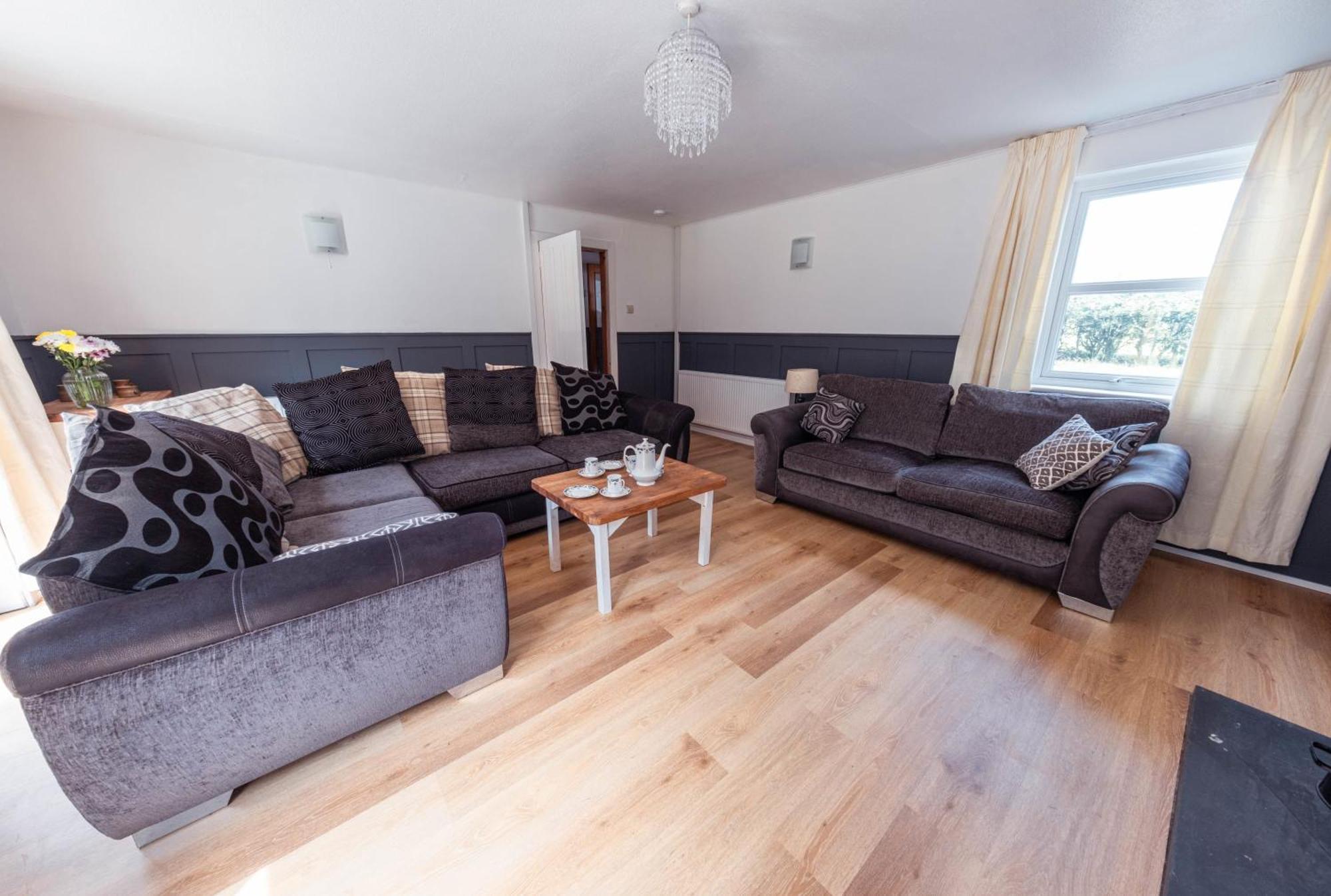 Large Country House With Garden, Outdoor Spa Area & Games Room With Hot Tub And Fire Pit ウィグタウン エクステリア 写真